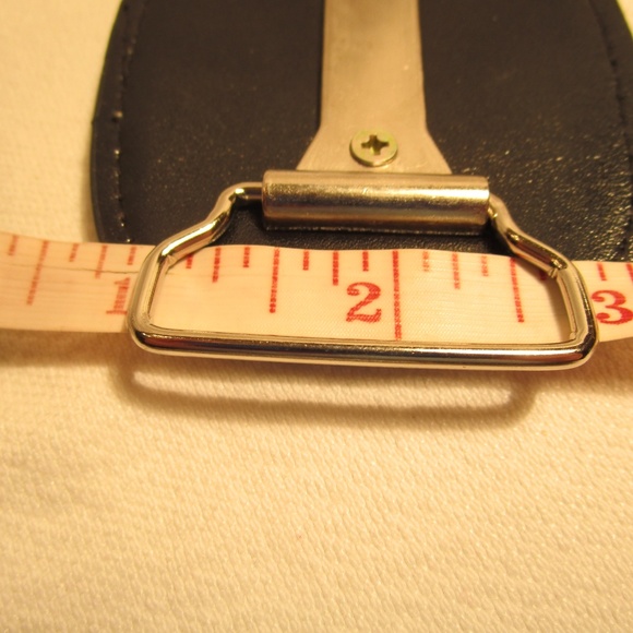 Skull & Bones Leather Belt Buckle - Picture 7 of 7